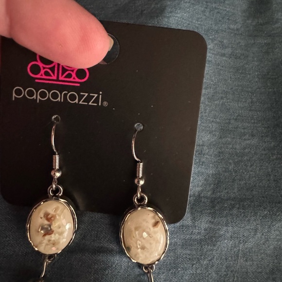 Elegant Silver Tassel Earrings - Picture 4 of 4